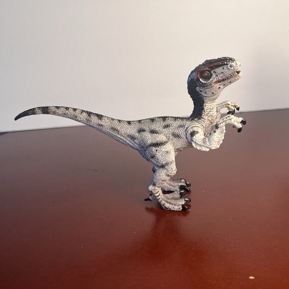 T-Rex & Velociraptor Dinosaur Lot Jurassic Style Moving Mouth Joints Realistic - Picture 5 of 16